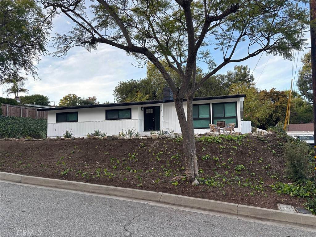 19 Gaucho Drive - Photo 1