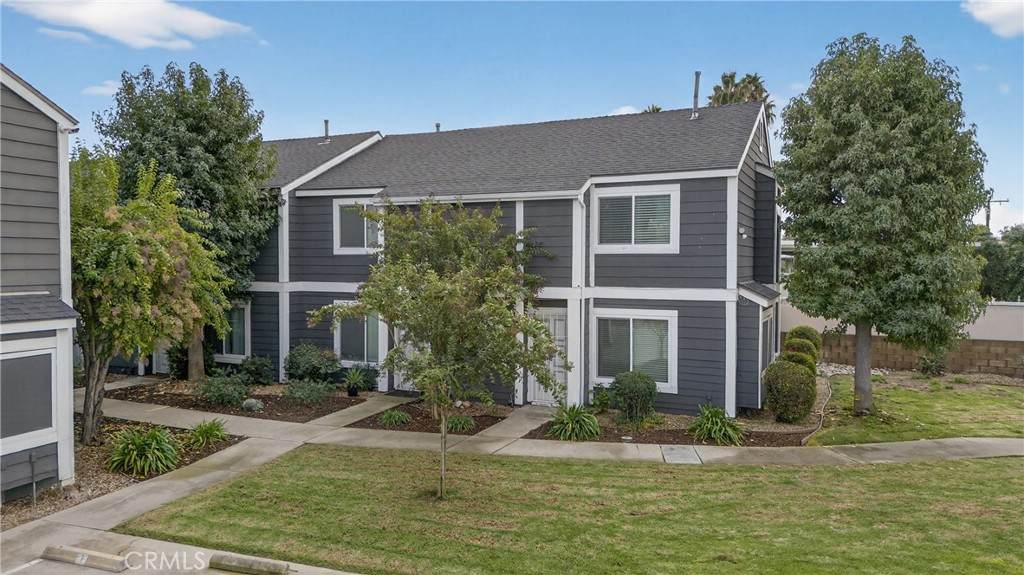 824 Pasadena - Photo 1