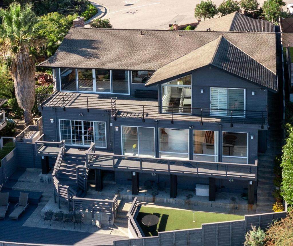 902 Laurent Street - Photo 1