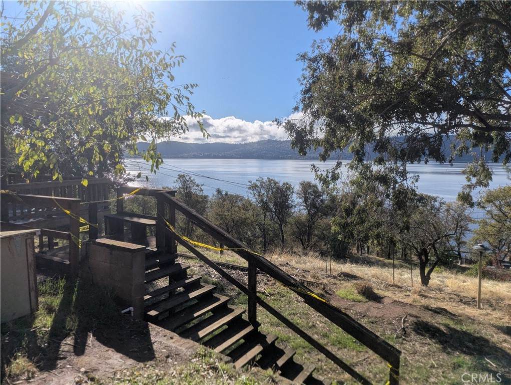 12390 Terrace Dr - Photo 1