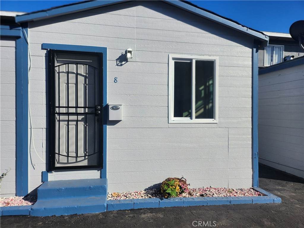3717 Imperial - Photo 1