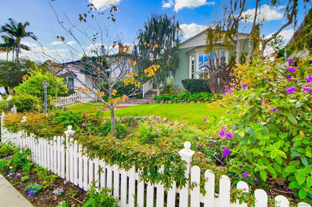 3039 Dumas Street - Photo 1