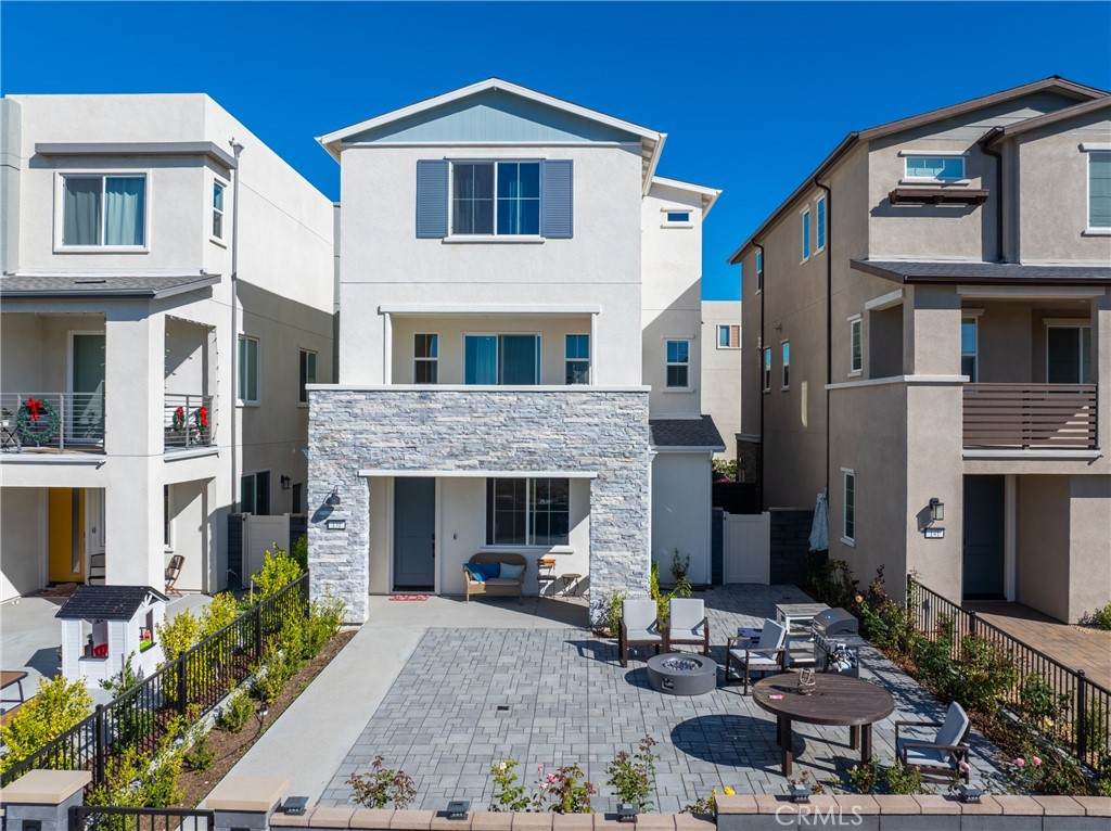 131 Ruby Rd - Photo 1