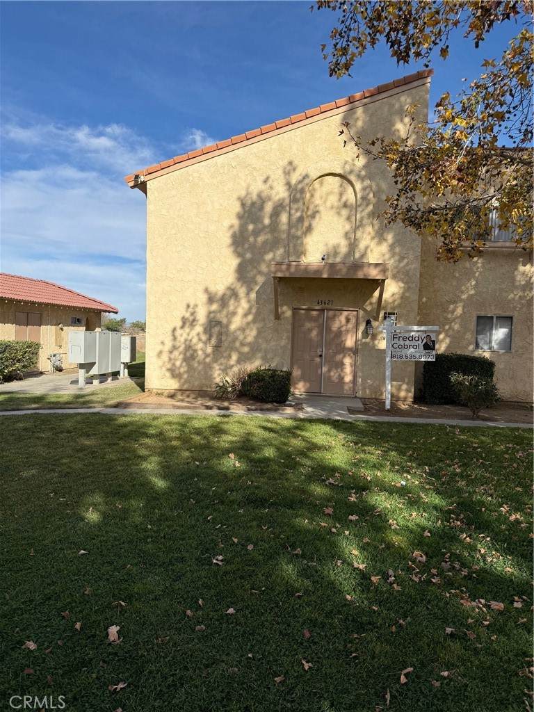 43621 Stanridge - Photo 1