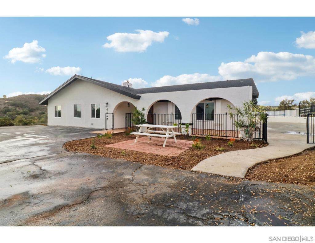 4667 La Canada Rd - Photo 1