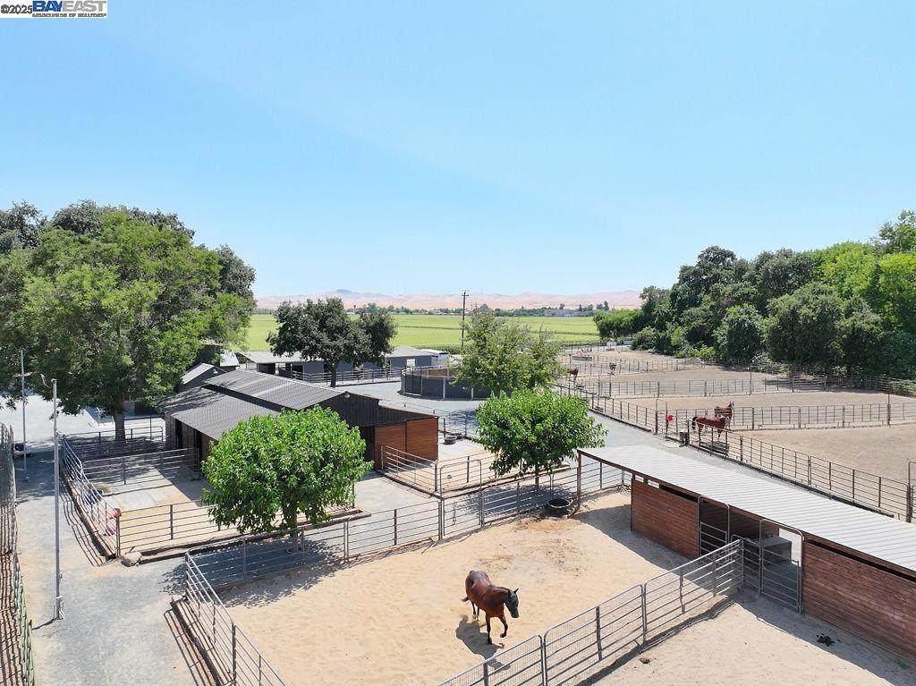 3335 Kellogg Creek Rd - Photo 1