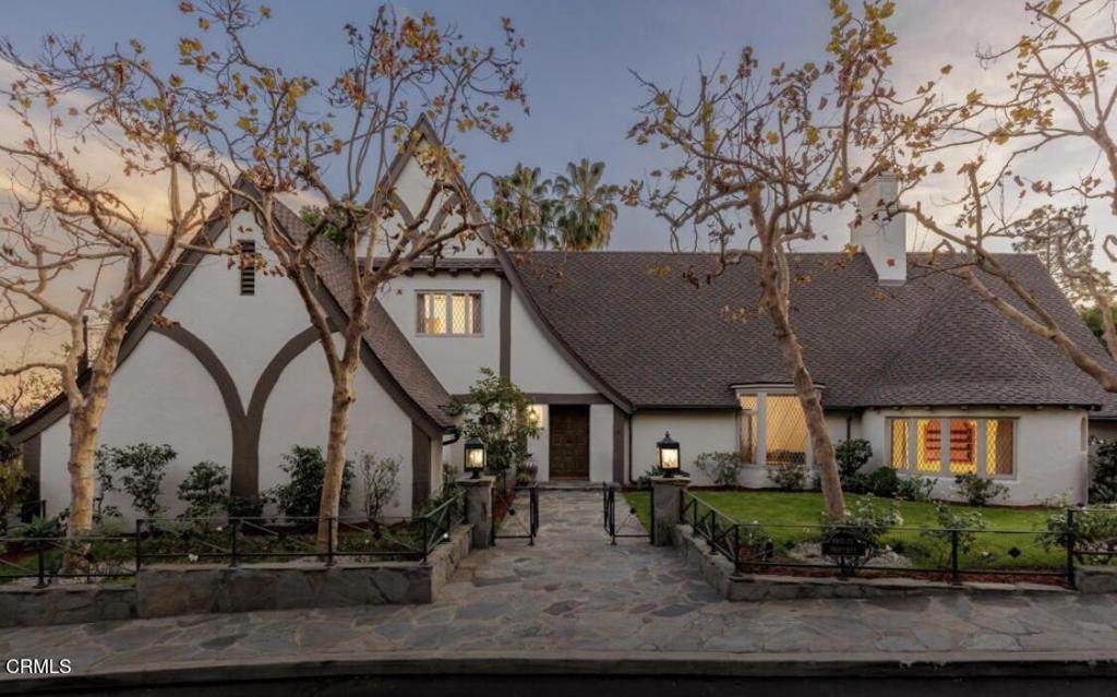 790 Huntington Circle - Photo 1