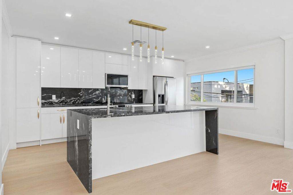 1223 23rd Street - Photo 1