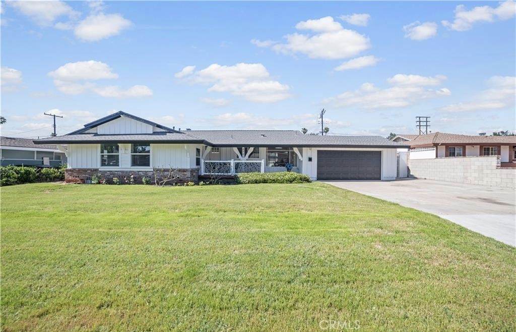 8701 Elmer - Photo 1