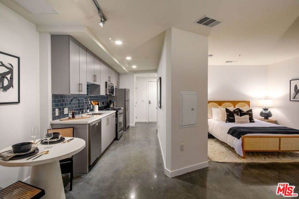 https://bt-photos.global.ssl.fastly.net/socal/orig_boomver_2_406377889-2.jpg