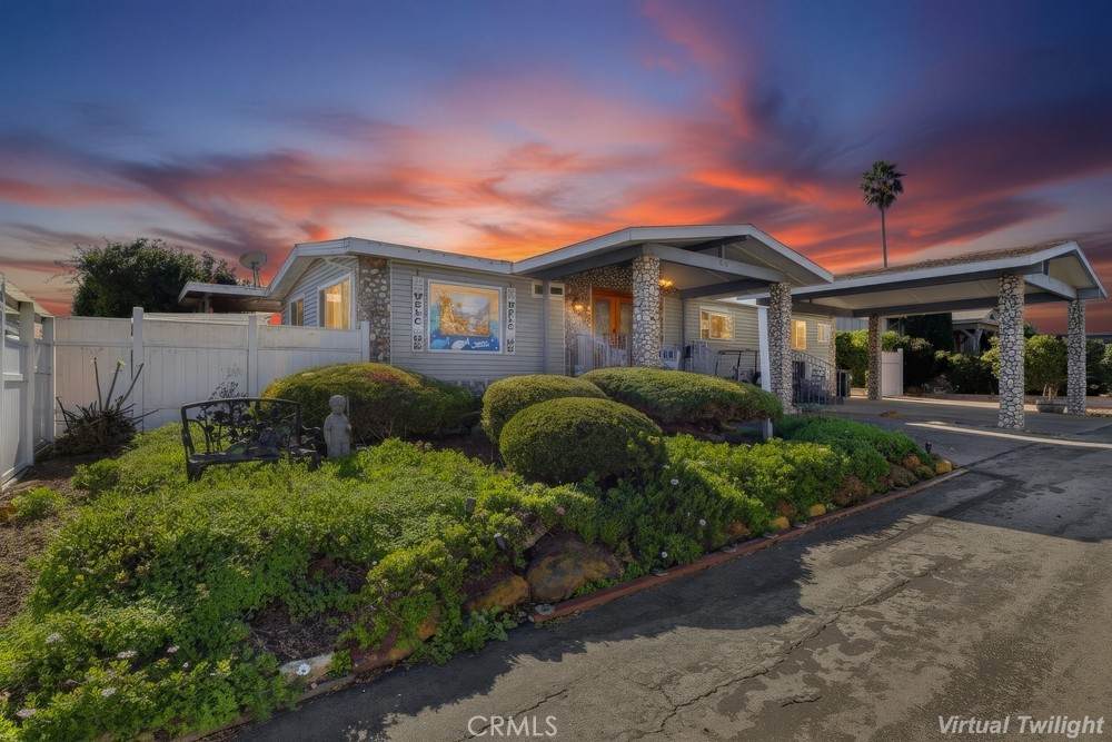 https://bt-photos.global.ssl.fastly.net/socal/orig_boomver_2_406539854-2.jpg