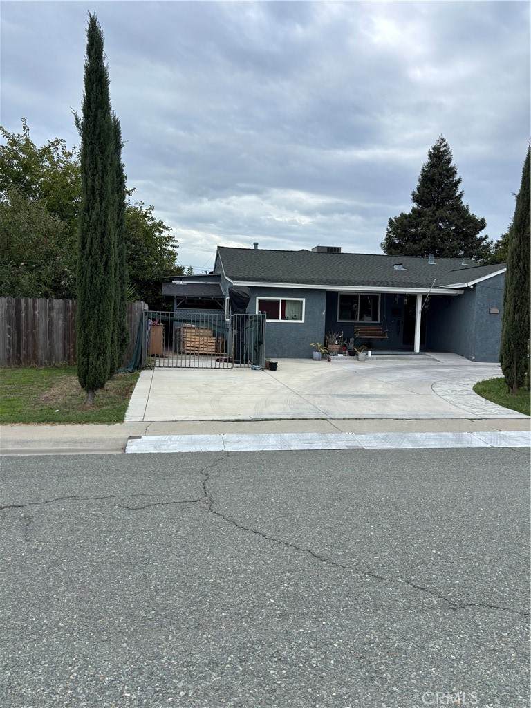 5917 Fern - Photo 1