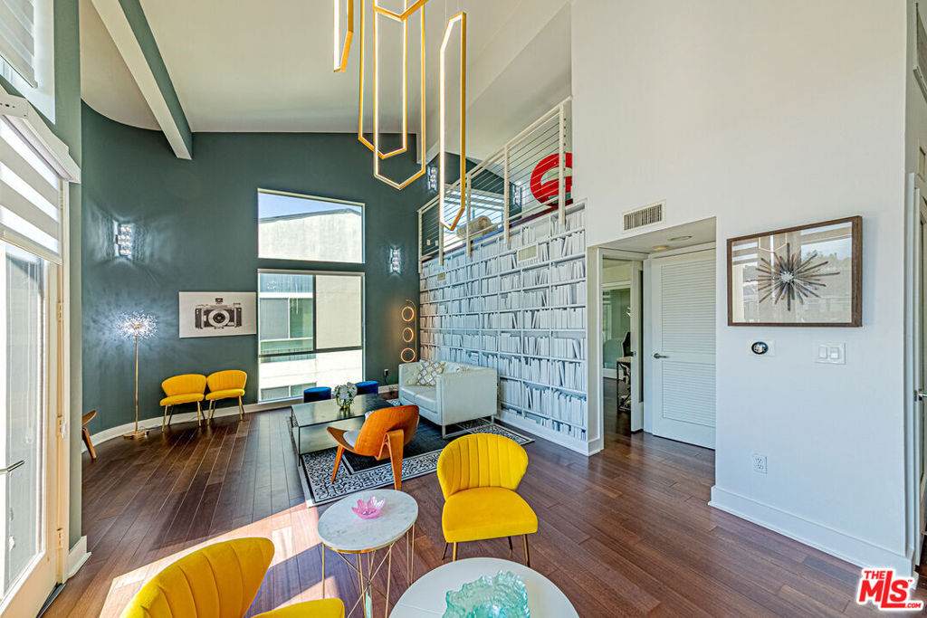 600 Ridgeley Drive - Photo 1