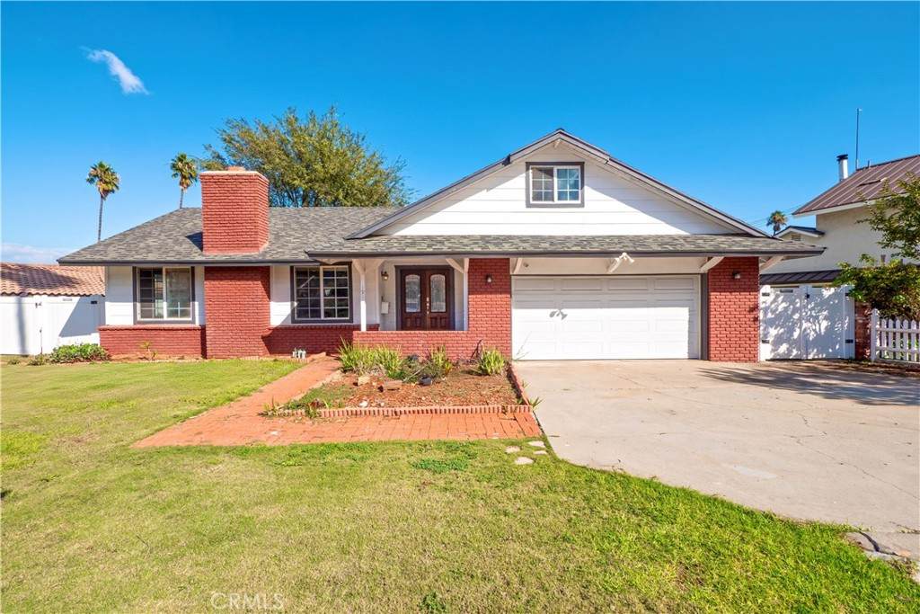 1911 Pine Crest Drive - Photo 1