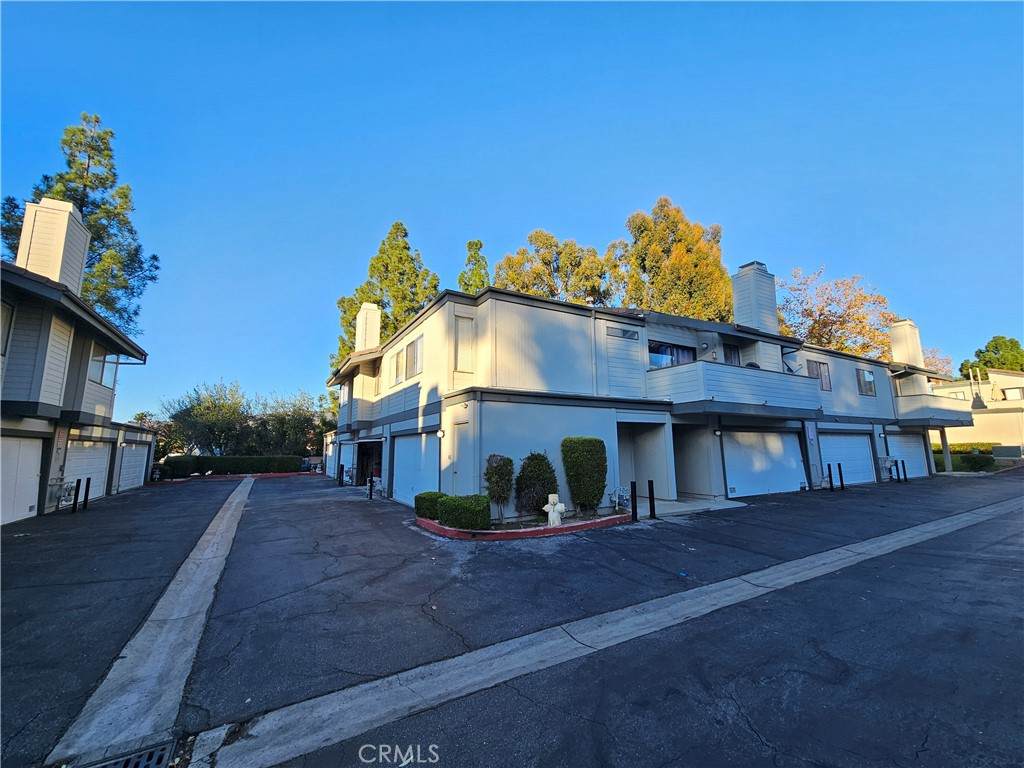 6509 Twin Circle - Photo 1