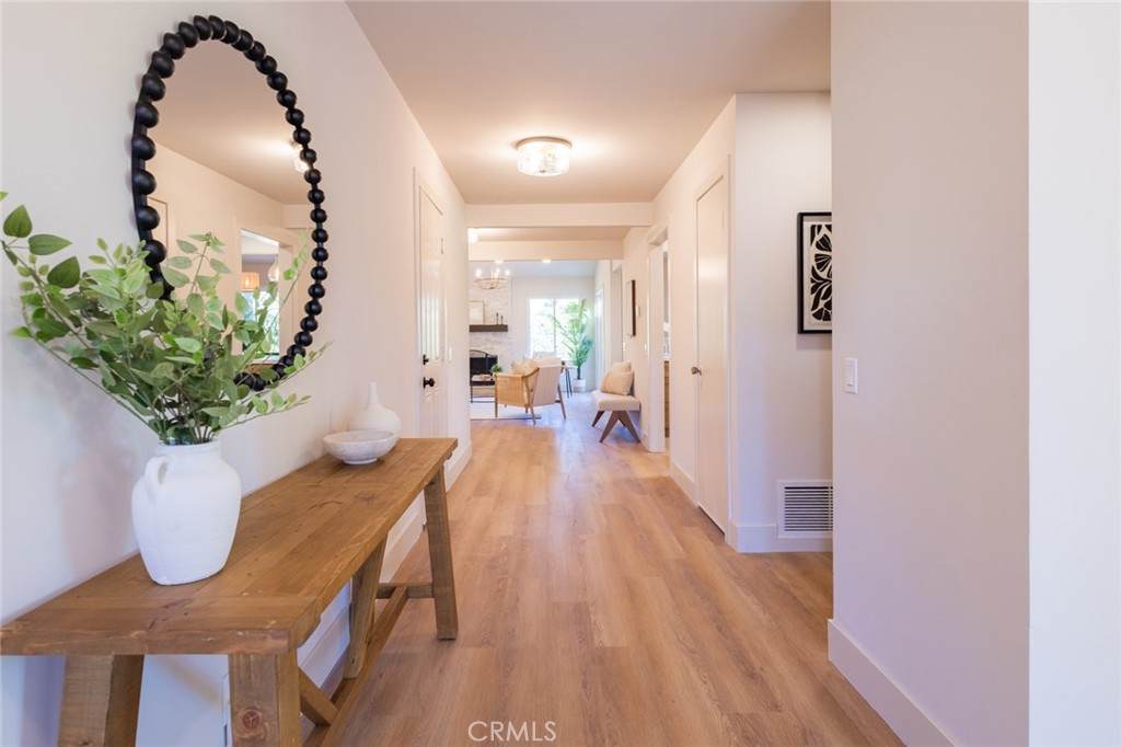 23582 Villena - Photo 1