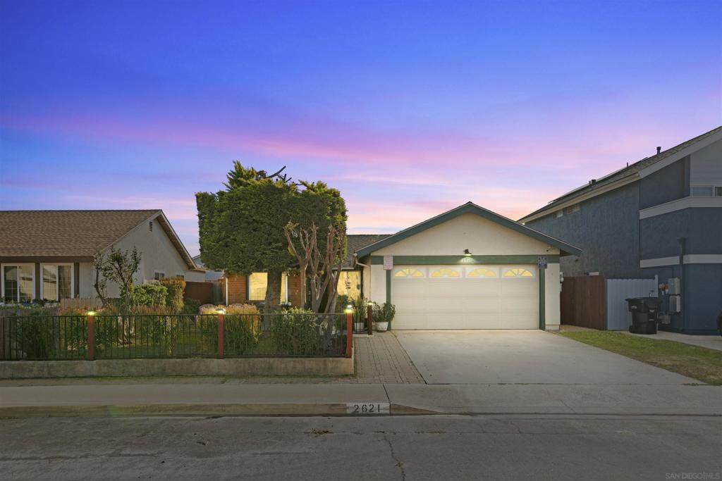 2621 Alosta St - Photo 1