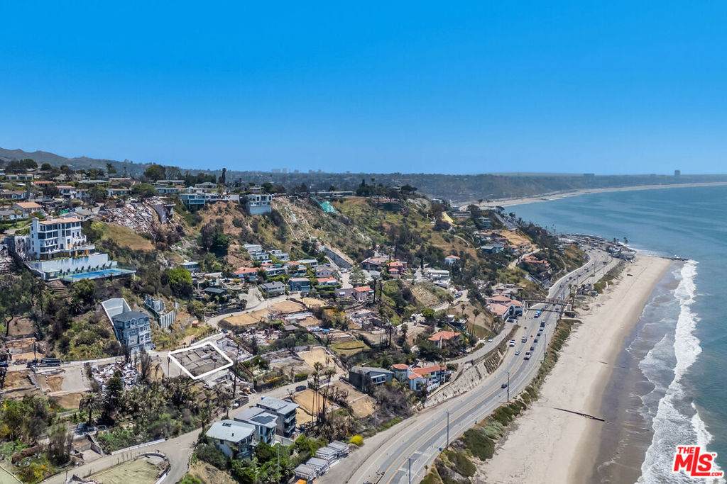 https://bt-photos.global.ssl.fastly.net/socal/orig_boomver_2_407867903-2.jpg