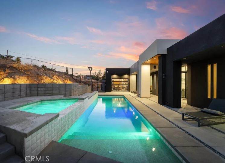 8175 Fox Trail - Photo 1