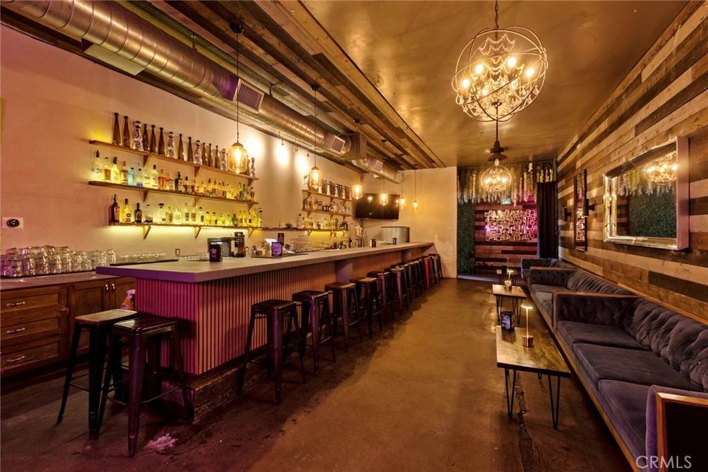 21620 Roscoe - Photo 1