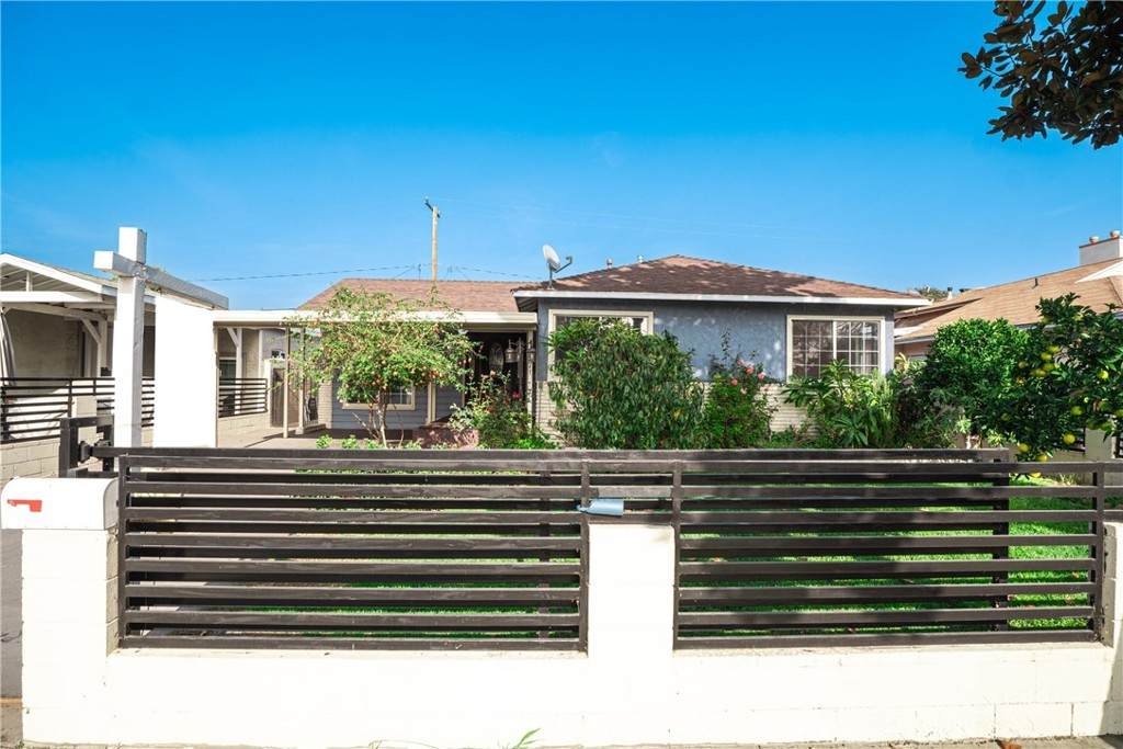 11571 Telegraph - Photo 1