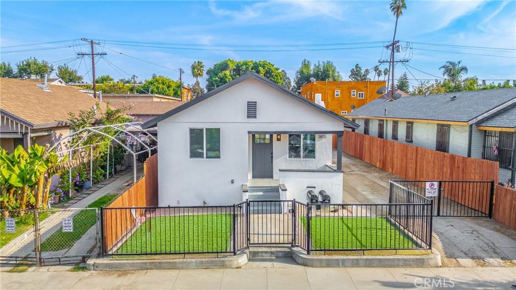 3818 Crawford - Photo 1