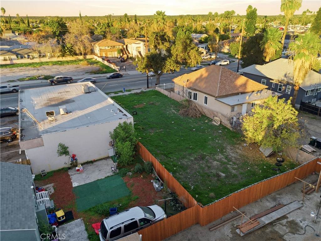 https://bt-photos.global.ssl.fastly.net/socal/orig_boomver_2_408568586-2.jpg