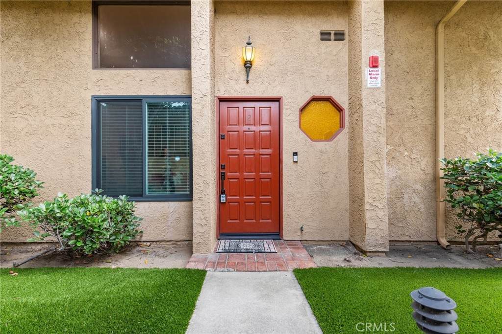 2304 Mathews Avenue - Photo 1