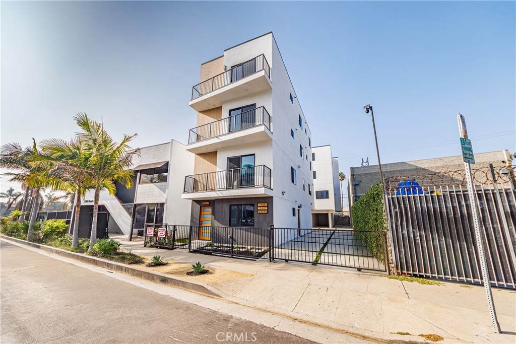 13461 Beach Avenue - Photo 1