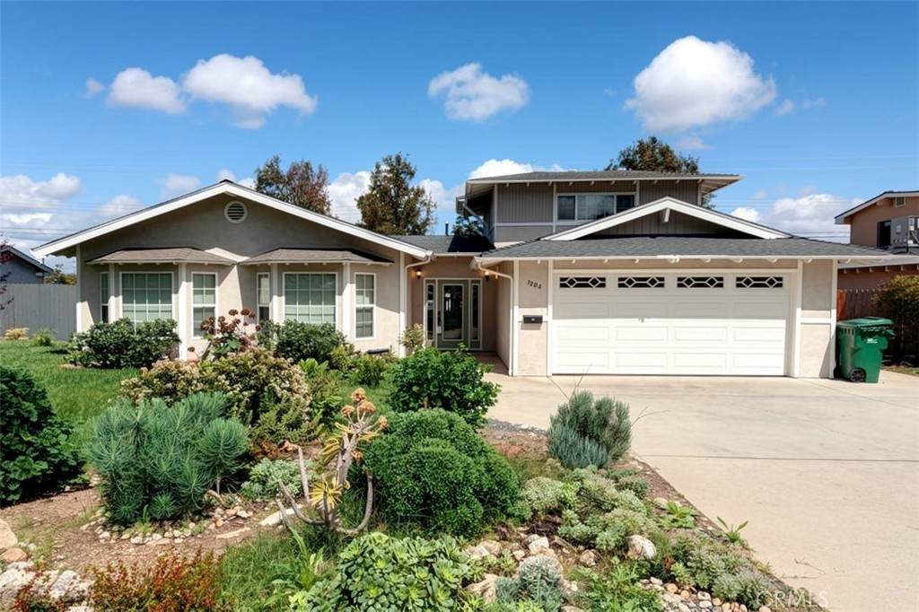 2734 Grove - Photo 1