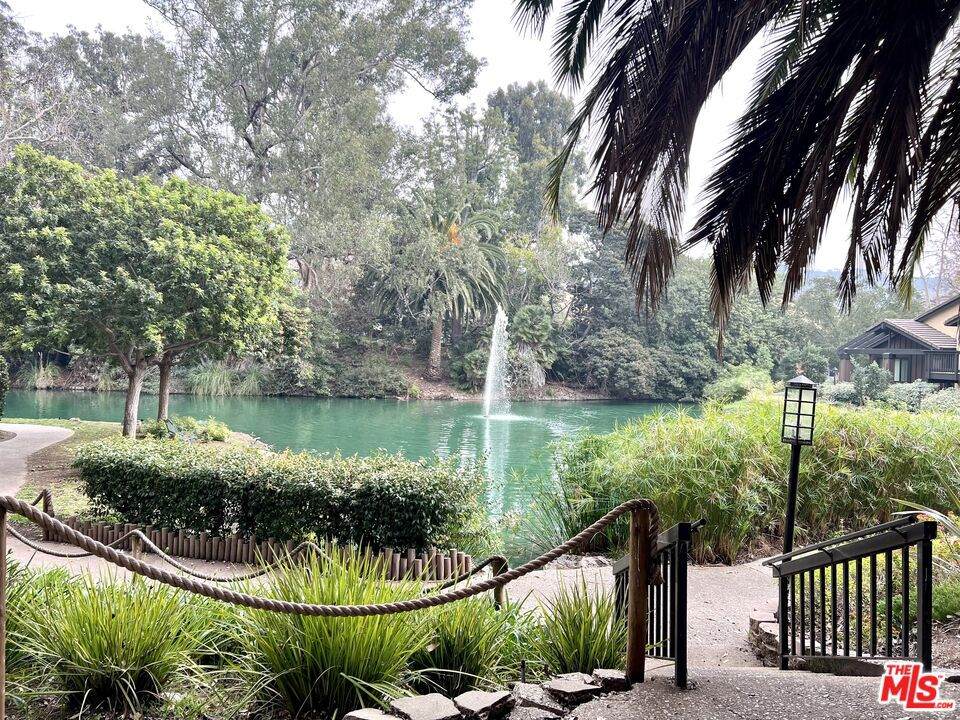 1115 Raintree Circle - Photo 1