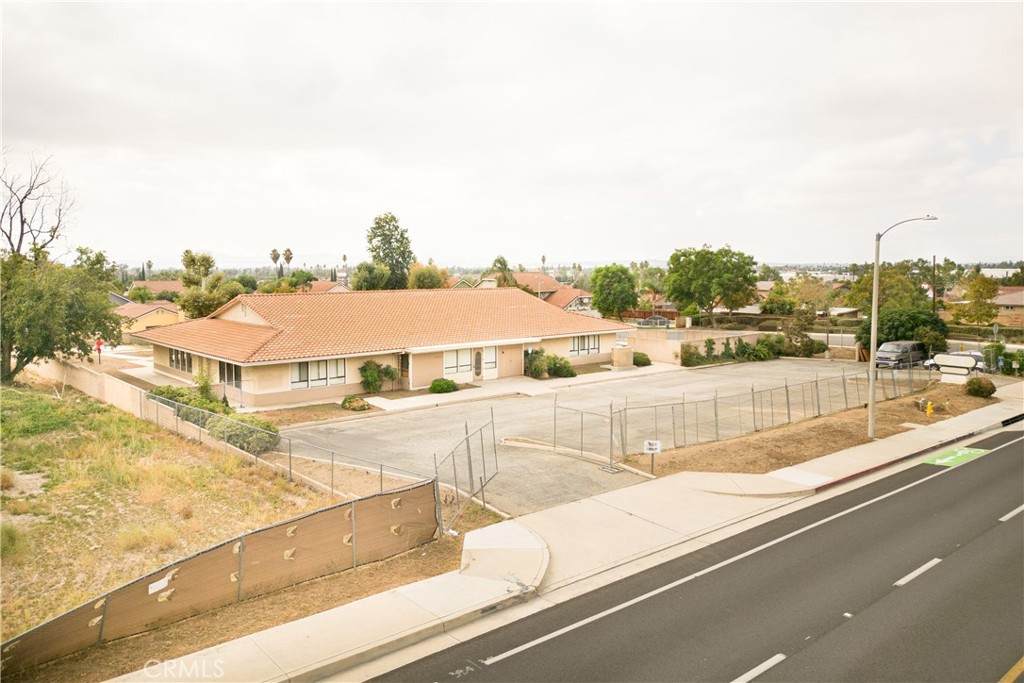 24693 Ironwood Avenue - Photo 1