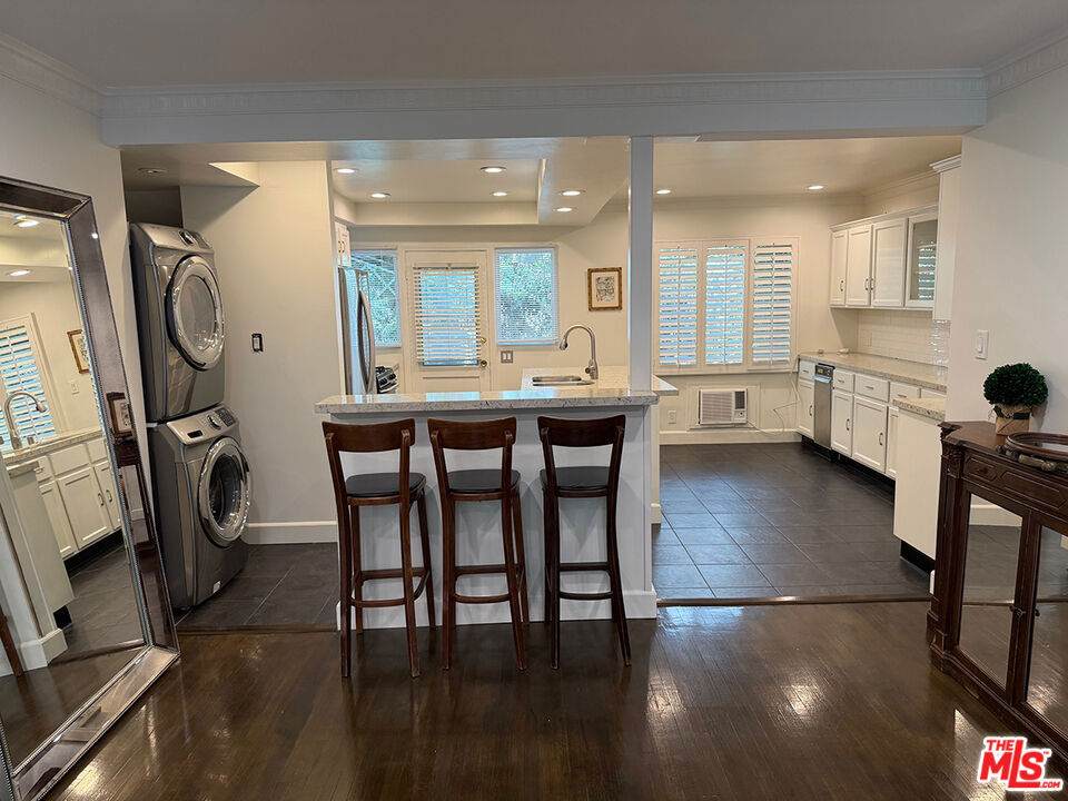 8727 Shoreham Drive - Photo 1
