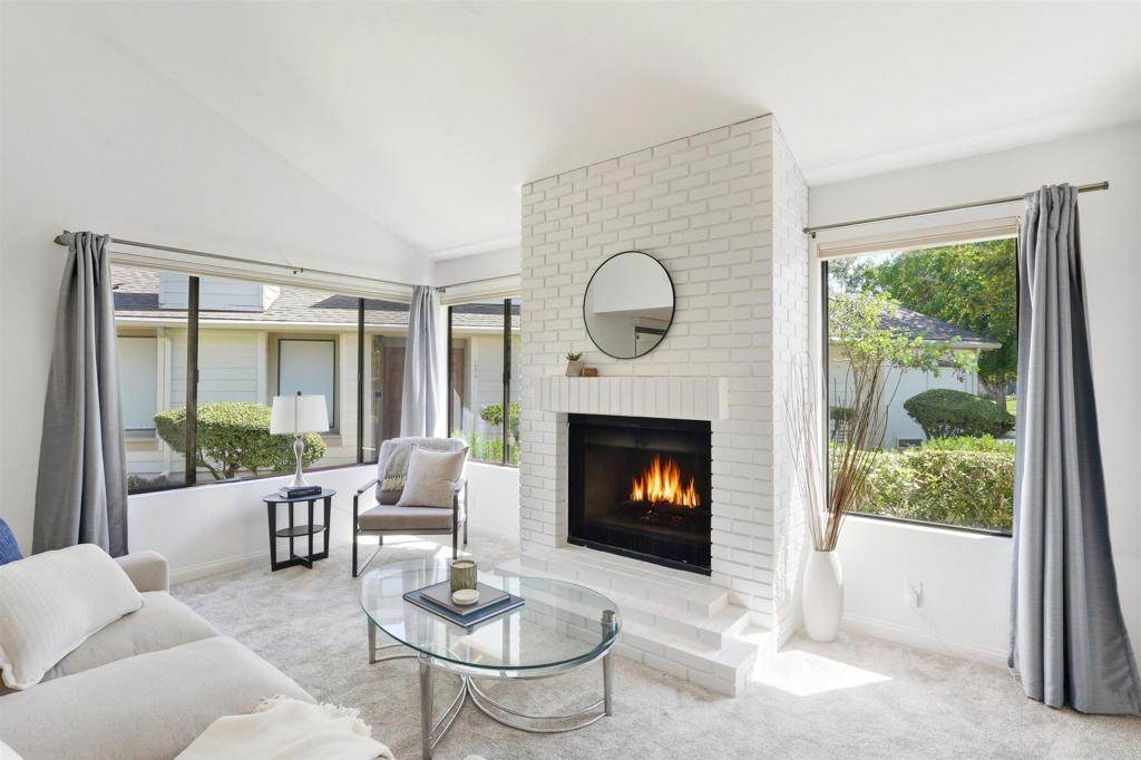 10304 Crosscreek - Photo 1
