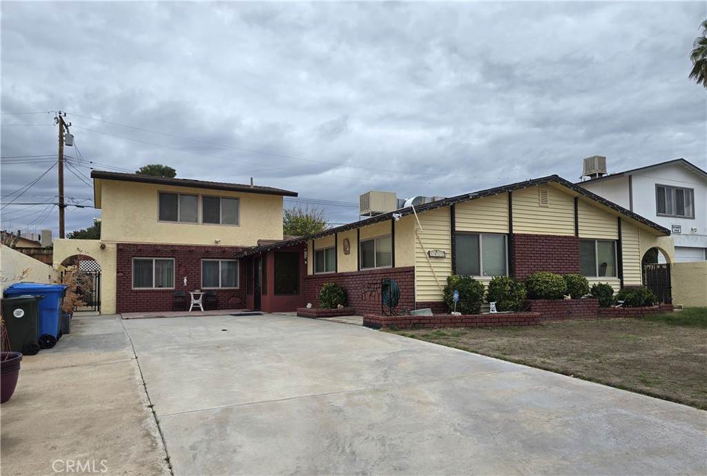 1412 Sunset - Photo 1