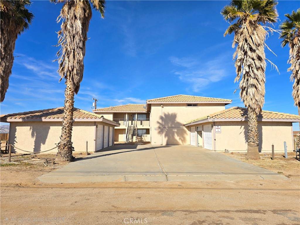 6611 California City - Photo 1