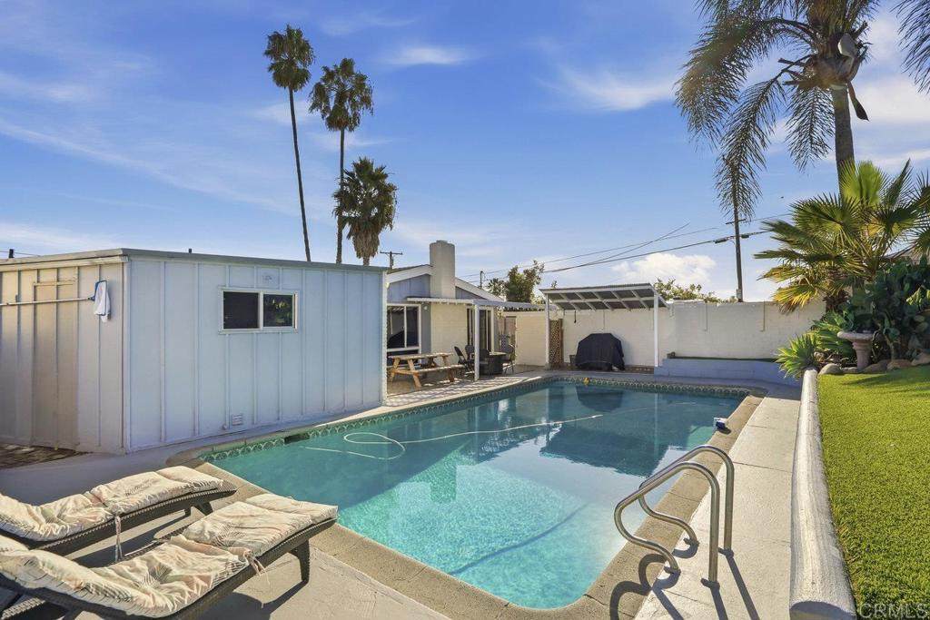 https://bt-photos.global.ssl.fastly.net/socal/orig_boomver_1_411193428-2.jpg