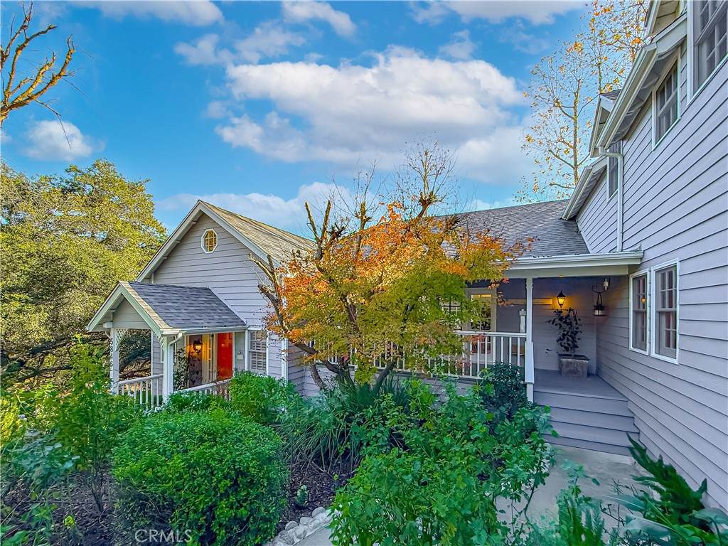 5846 Fairview Place - Photo 1