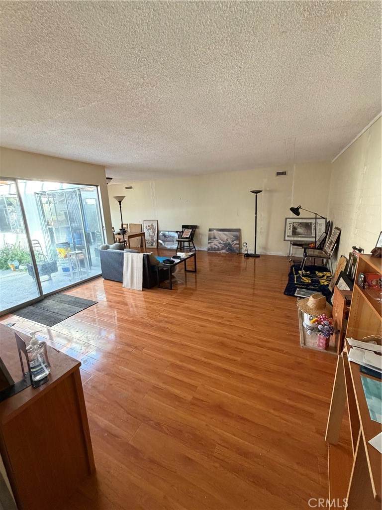 https://bt-photos.global.ssl.fastly.net/socal/orig_boomver_2_411687681-2.jpg