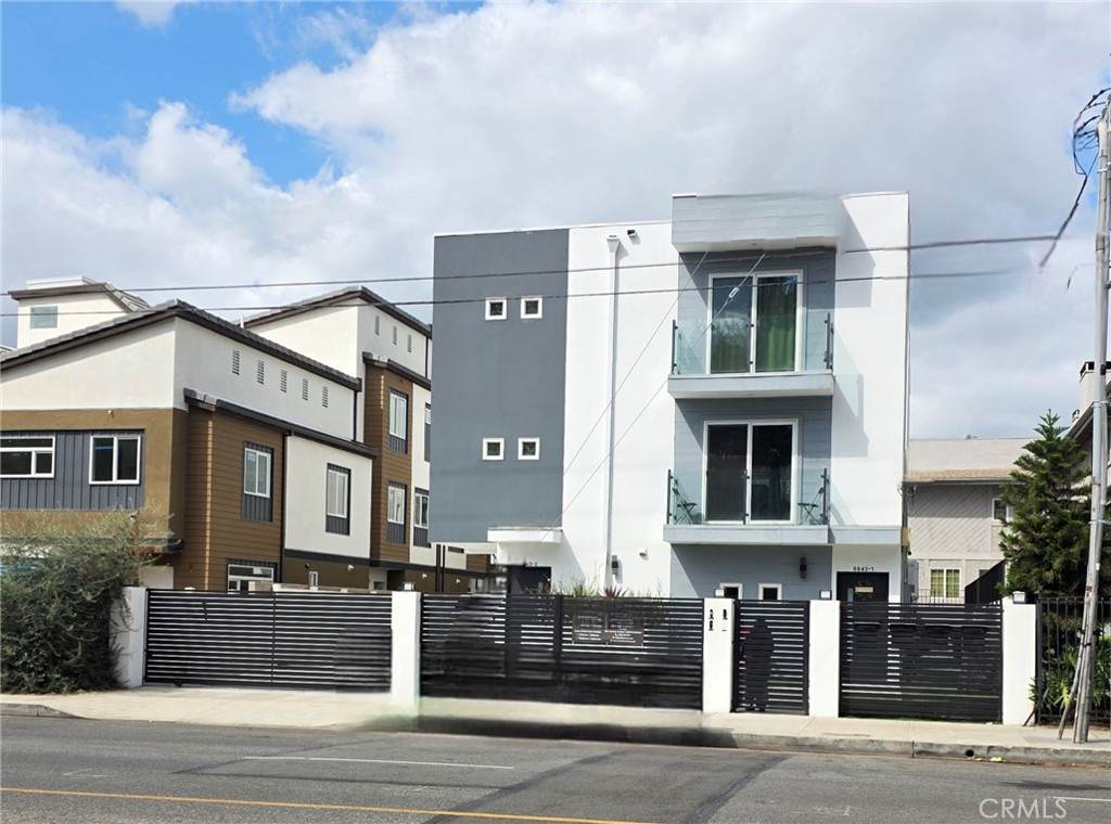 6845 Haskell Avenue - Photo 1