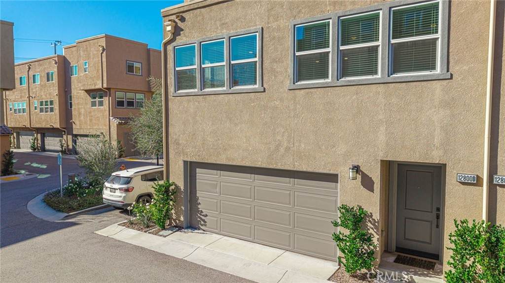 12800 Watt Lane - Photo 1