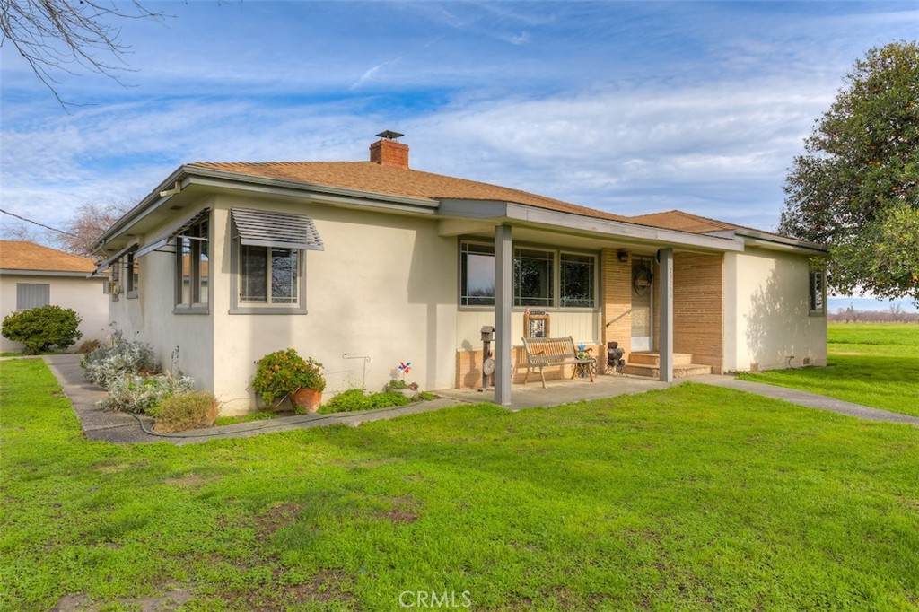 23256 Richfield - Photo 1