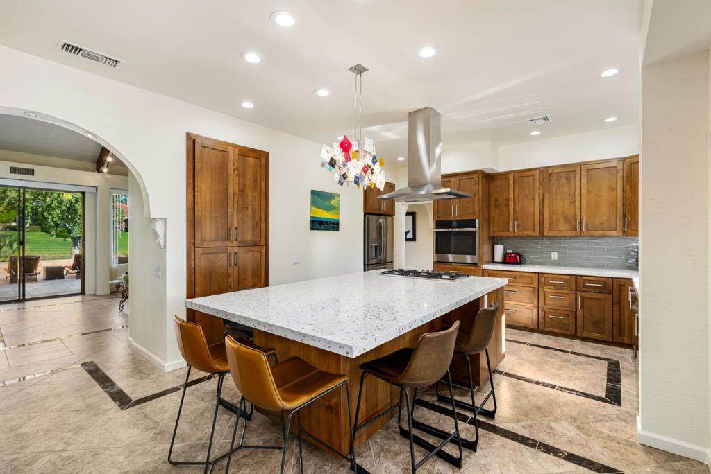 128 Desert W Drive - Photo 1