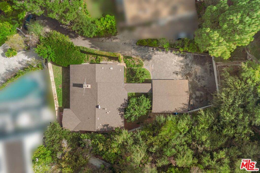 12146 Travis Street - Photo 1