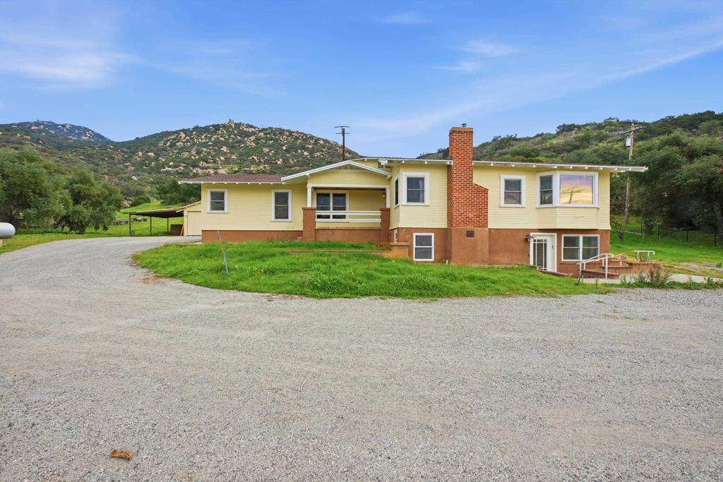 3161 Shue Place - Photo 1