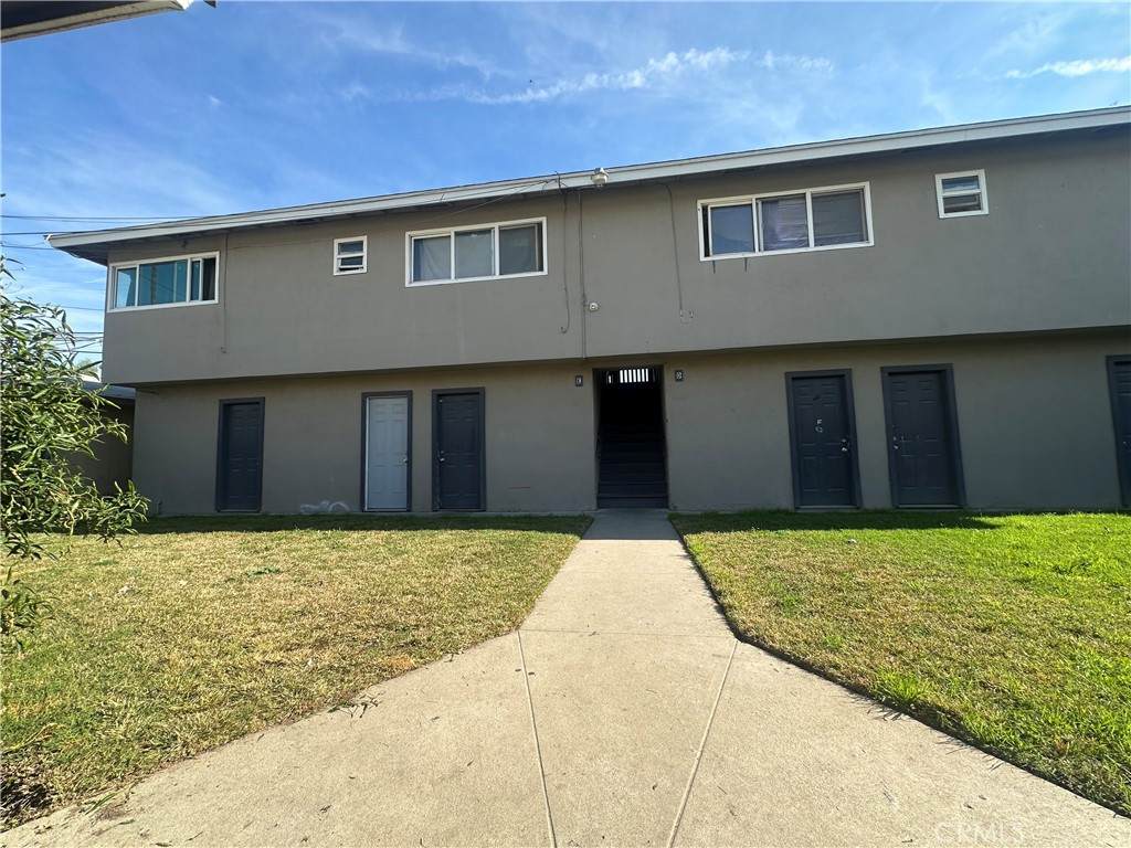 422 Glenn - Photo 1