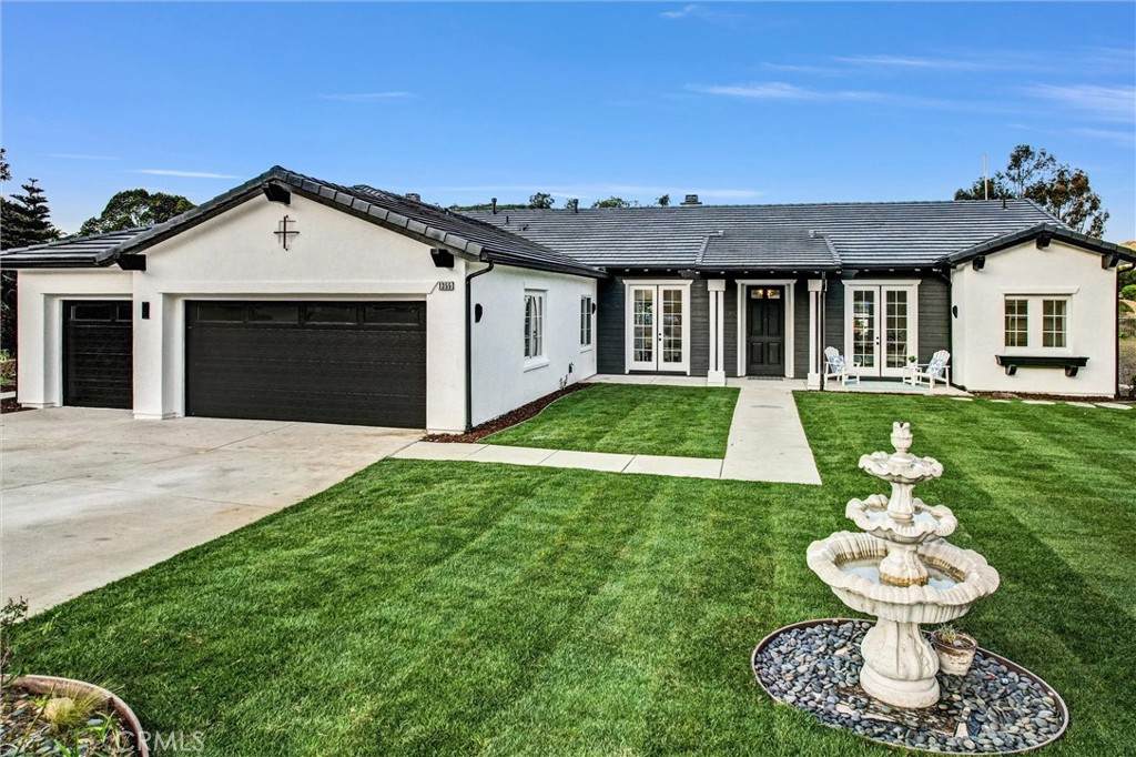 1355 Duckwalk Road - Photo 1