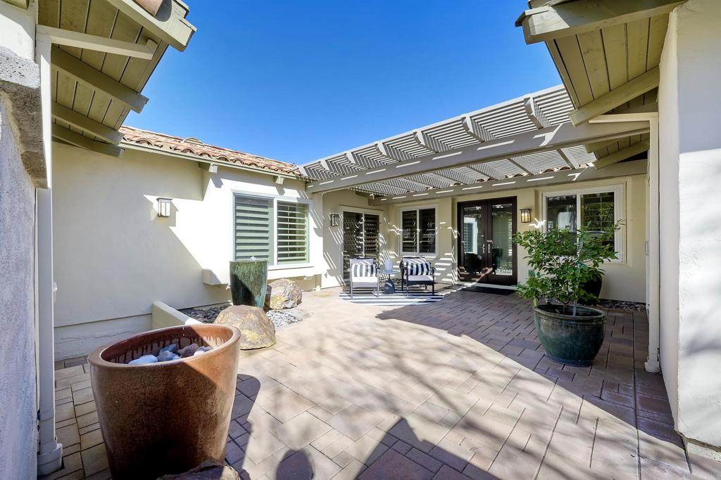 16142 El Tae - Photo 1