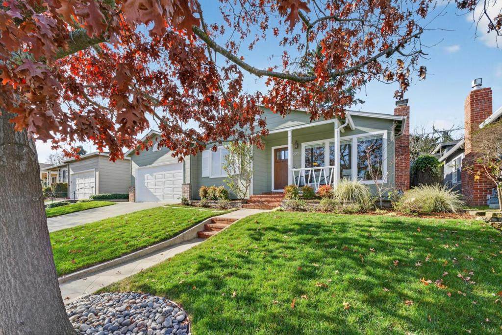 2234 Roosevelt Avenue - Photo 1