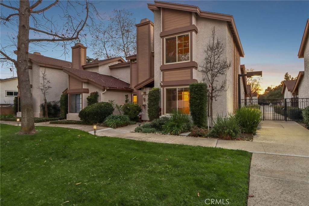 539 College Avenue - Photo 1